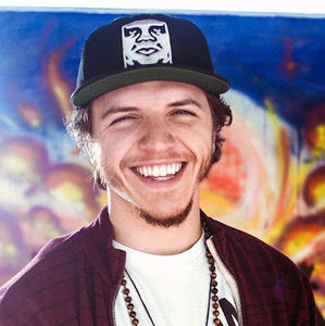 Meet your Posher, Tyler